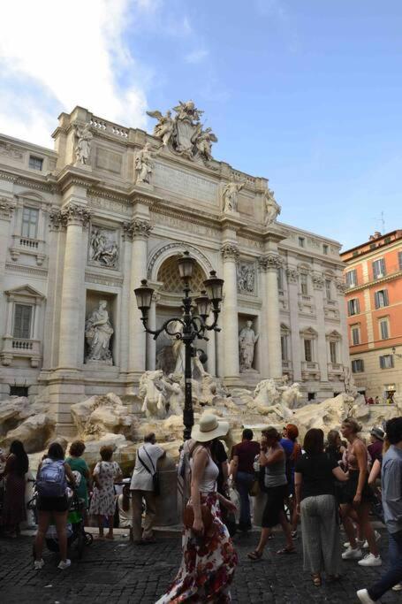 Trevi's Apartment *