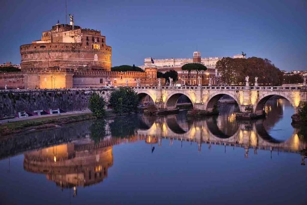 Trevi's Apartment